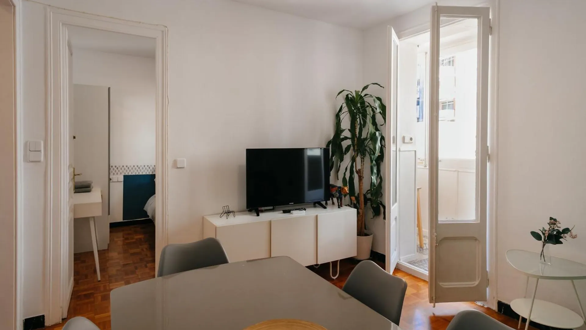 Nice Apartment 巴塞罗那 0*,  西班牙