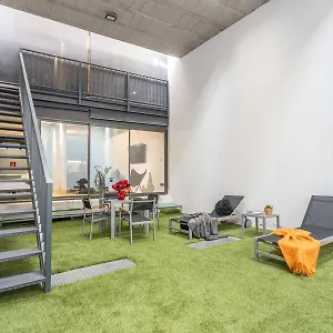 My Space Brand New In Center Apartment